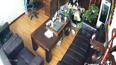 精挑细选补漏✅家庭摄像头破解入侵真实偸拍男女各种激烈性生活✅出租房情侣上演教科书式性爱 (41)